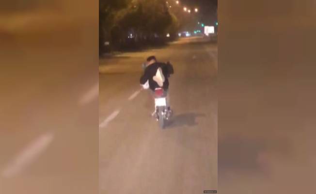 Konya'da tehlikeli motosiklet yolculuğu