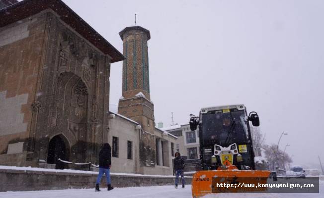 Konya Büyükşehir kar ve buzlanmaya karşı teyakkuz halinde