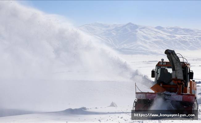 'Kar kaplanları' Bitlis'in zorlu coğrafyasında gece gündüz mücadele veriyor