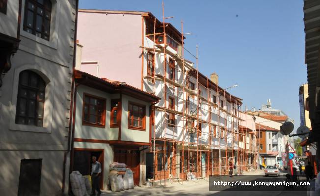 Akşehir 'de sokak sağlıklaştırma çalışmaları sürüyor