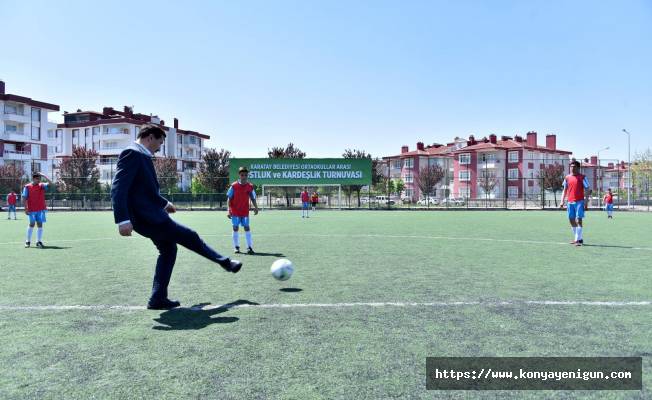 Karatay’da futbol turnuvası başladı