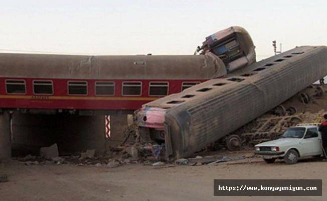 İran'da yolcu treni raydan çıktıv