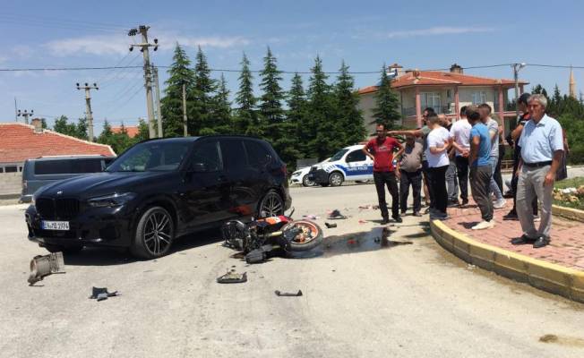 Konya'da cip ile motosiklet çarpıştı: 2 ağır yaralı