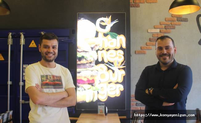 ‘Ohannes Burger’ Meram’da açıldı