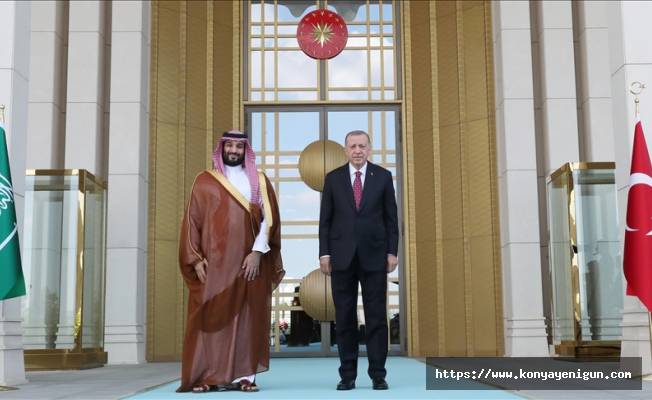 Suudi Arabistan medyasında, Bin Selman'ın Türkiye ziyaretine ve ikili ilişkilere övgü