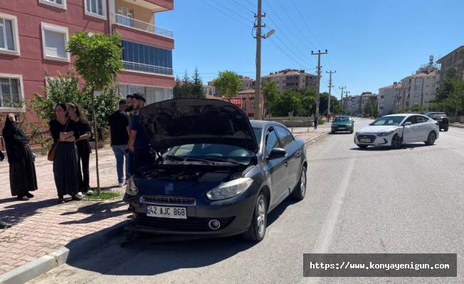 Konya'da 2 otomobilin çarpışması sonucu 1 kişi yaralandı