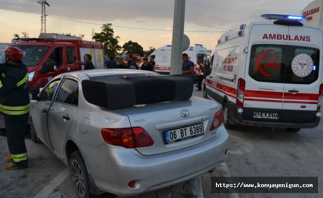 Konya'da 3 araçlı zincirleme kaza: 13 yaralı