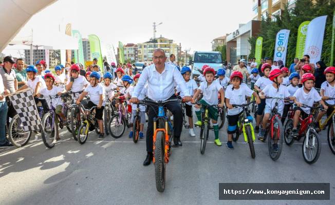 Meram'da Düz Bisiklet Yarışları başladı
