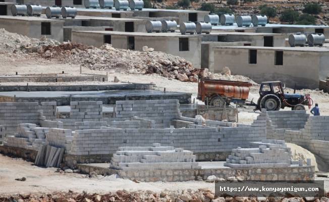 Tel Rıfat'taki YPG/PKK'nın, Afrin'deki briket evlere saldırısında 1 sivil öldü
