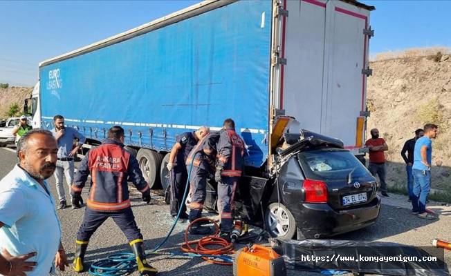 Feci kaza! Otomobildeki 4 kişi öldü 1 kişi yaralandı