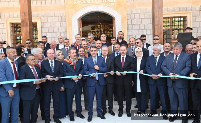 Selçuklu Belediyesi'nin katkılarıyla yapılan Ertuğrul Gazi Cami'nin açılışı gerçekleşti