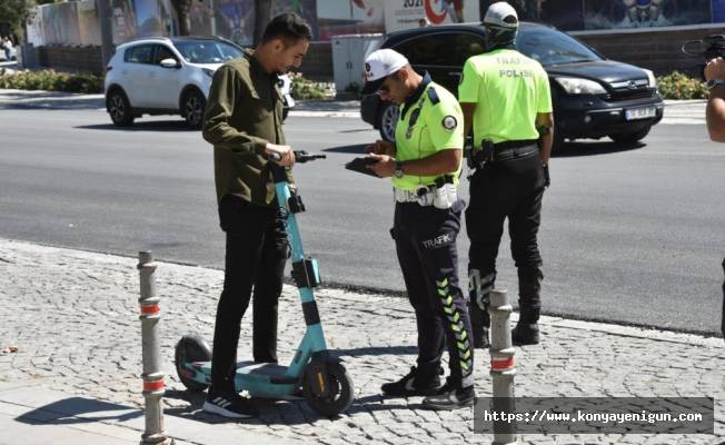 Konya'da elektrikli scooter sürücüleri denetlendi