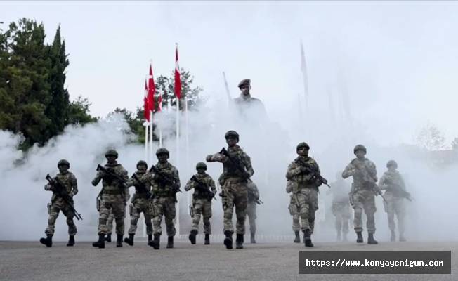 Milli Savunma Bakanlığı, Bakü'nün kurtuluş yıl dönümünü "özel kliple" kutladı