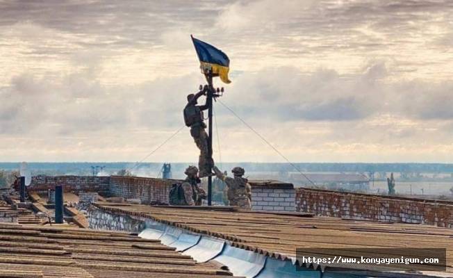 Ukrayna Devlet Başkanı Vladimir Zelenskiy: 'Ülkemizin güneyindeki iki yerleşim kurtarıldı'