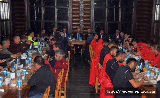 Akkaya'dan Akşehirspor’a motivasyon yemeği