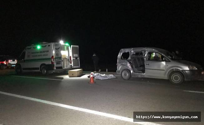 Hafif ticari araç kamyona çarptı: 1 ölü, 3 yaralı