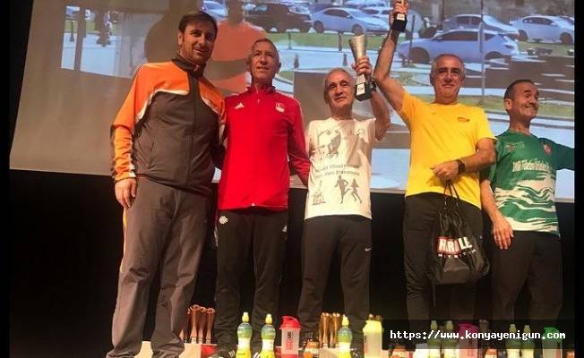 TSYD’li Atamer maratonda ikinci oldu
