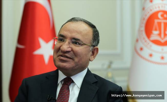 Adalet Bakanı Bozdağ, başörtüsüne yönelik teklifin haftaya TBMM'ye sunulabileceğini belirtti