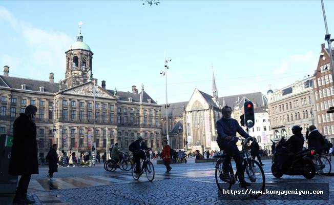 Hollandalıların yaklaşık yarısı ülkenin kölelik tarihiyle ilgili hükümetin özür dilemesine karşı
