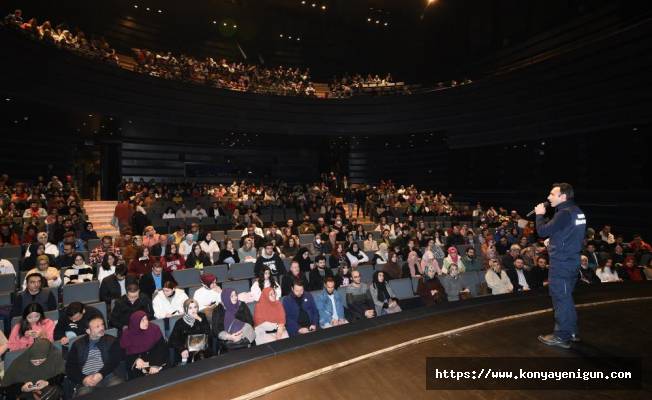 Konya Şehir Tiyatrosu’ndan deprem tatbikatına destek