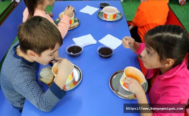 Milli Eğitim Bakanı Özer: 2023'te ücretsiz yemek imkanından 2,5 milyon öğrenci yararlanacak