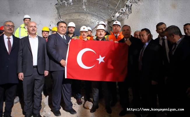 Bakan Karaismailoğlu, Laçin Kırkdilim Tüneli Işık Görme Töreni'ne katıldı