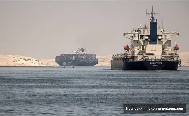 Mısır: Süveyş Kanalı'nda gemi trafiği 2022'de yüzde 15 arttı