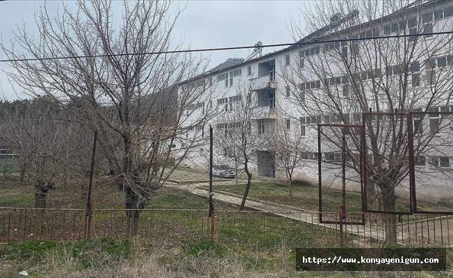 Elazığ'da okulun bahçesinde arkadaşı tarafından bıçaklanan lise öğrencisi hayatını kaybetti