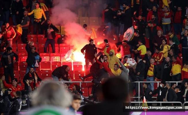 Göztepe-Altay maçındaki tribün olaylarına ilişkin 18 sanık tahliye edildi