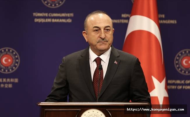 Bakan Çavuşoğlu, Türkiye'nin uyarısıyla Norveç'in Kur'an-ı Kerim yakılmasına verdiği izni iptal ettiğini açıkladı