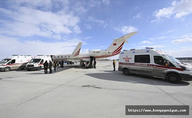 Cumhurbaşkanlığı uçağıyla Kahramanmaraş'tan alınan depremzedeler Ankara'ya getirildi