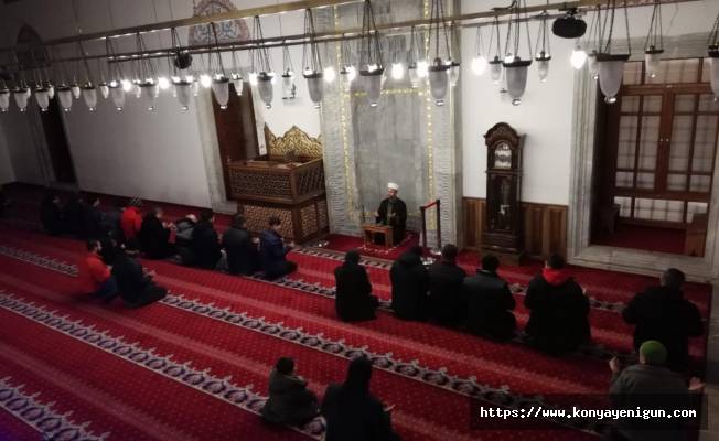 Konya’da camilerde Kur’an-ı Kerim ve Dua Programı düzenlendi