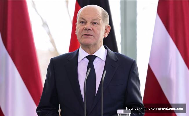Almanya Başbakanı Scholz, Ukrayna'ya silah yardımının devam edeceğini söyledi