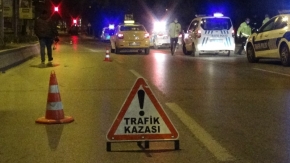 İzmir'de motosiklet sürücüsü kazada ağır yaralandı